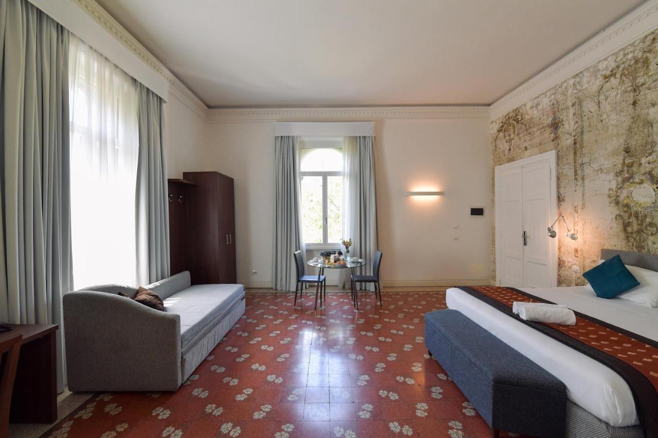 °HOTEL SUITES FARNESE DESIGN ROMA 2* (Italia) da 90 € HOTELMIX